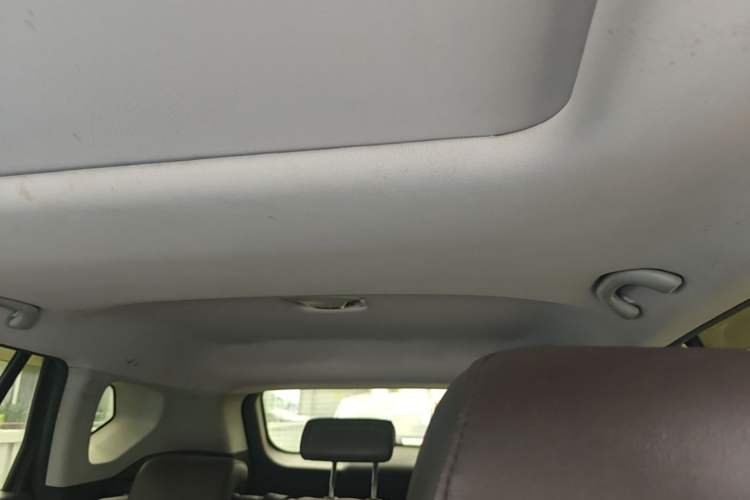 Used GAC Trumpchi GS4 2017 235T Automatic Two-Wheel Drive Luxury Smart Connectivity Version Headliner
