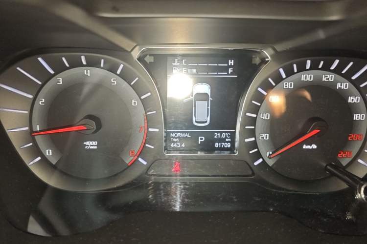 Used GAC Trumpchi GS4 2017 235T Automatic Two-Wheel Drive Luxury Smart Connectivity Version Instrument Cluster
