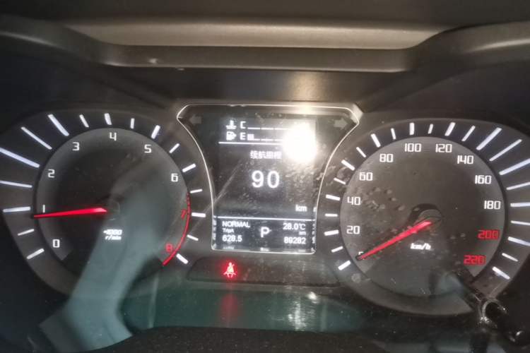 Used GAC Trumpchi GS4 2017 235T Automatic Two-Wheel Drive Luxury Smart Connectivity Version Instrument Cluster