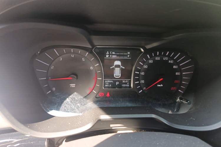 Used GAC Trumpchi GS4 2017 235T Automatic Two-Wheel Drive Luxury Smart Connectivity Version Instrument Cluster