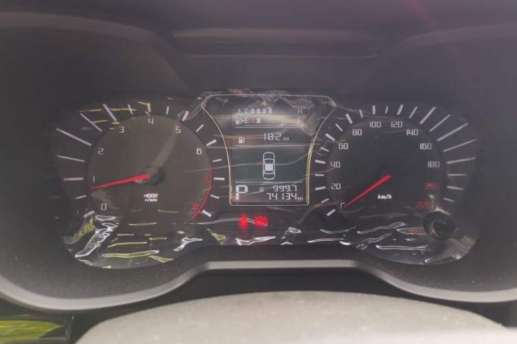 Used GAC Trumpchi GS4 2017 200T G-DCT Two-Wheel Drive Comfort Edition Instrument Cluster