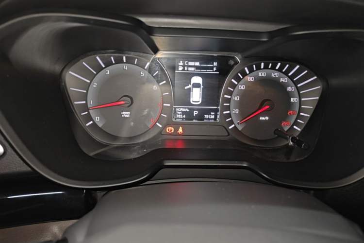 Used GAC Trumpchi GS4 2017 235T Automatic Two-Wheel Drive Elite Edition Instrument Cluster