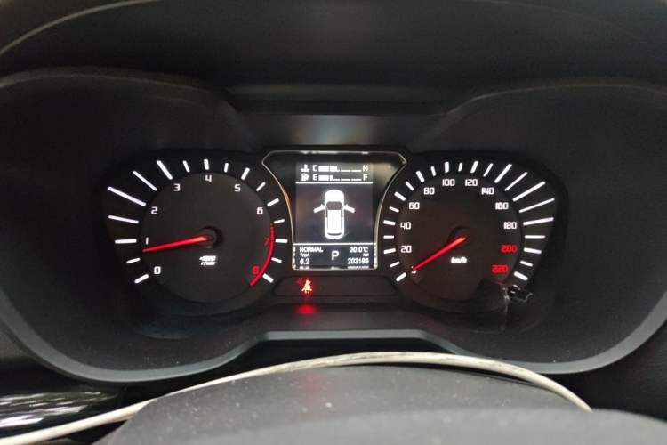 Used GAC Trumpchi GS4 2017 235T Automatic Two-Wheel Drive Luxury Smart Connectivity Version Instrument Cluster