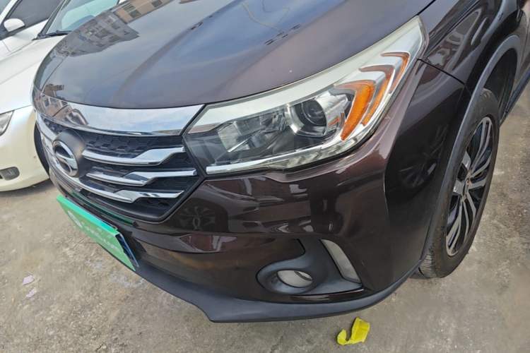 Used GAC Trumpchi GS4 2017 235T Automatic Two-Wheel Drive Luxury Smart Connectivity Version Left Front Headlight