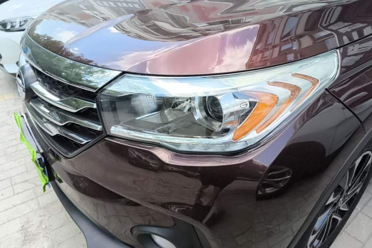 Used GAC Trumpchi GS4 2017 200T Manual Two-Wheel Drive Elite Edition Left Front Headlight