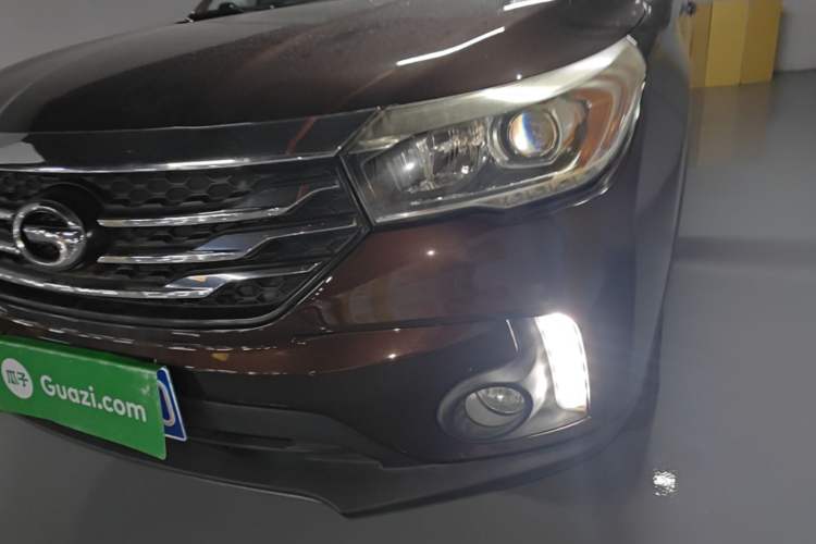 Used GAC Trumpchi GS4 2017 235T Automatic Two-Wheel Drive Elite Edition Left Front Headlight