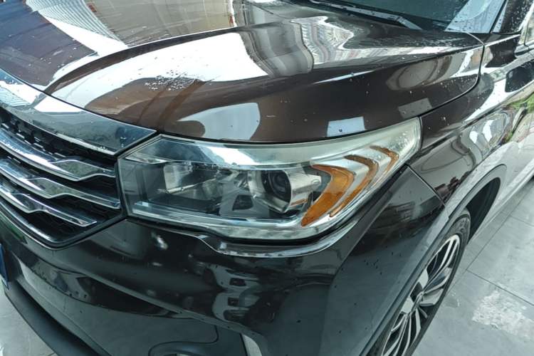 Used GAC Trumpchi GS4 2017 235T Automatic Two-Wheel Drive Luxury Smart Connectivity Version Left Front Headlight