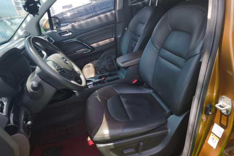 Used GAC Trumpchi GS4 2017 235T Automatic Two-Wheel Drive Luxury Smart Connectivity Version Left Front Seat