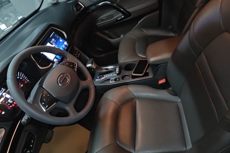 Used GAC Trumpchi GS4 2017 235T Automatic Two-Wheel Drive Elite Edition Left Front Seat