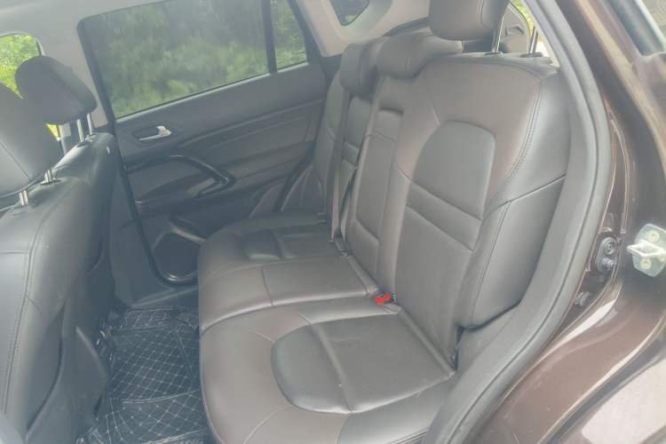 Used GAC Trumpchi GS4 2017 235T Automatic Two-Wheel Drive Luxury Smart Connectivity Version Left Rear Seat