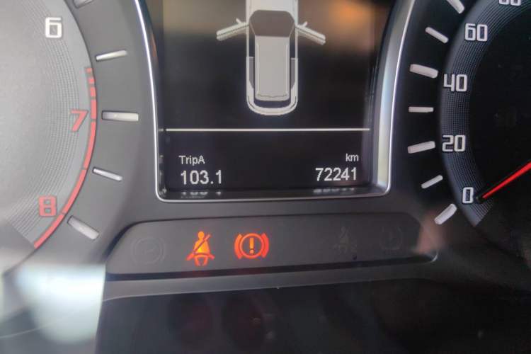 Used GAC Trumpchi GS4 2017 235T Manual Two-Wheel Drive Luxury Edition Odometer Close Up