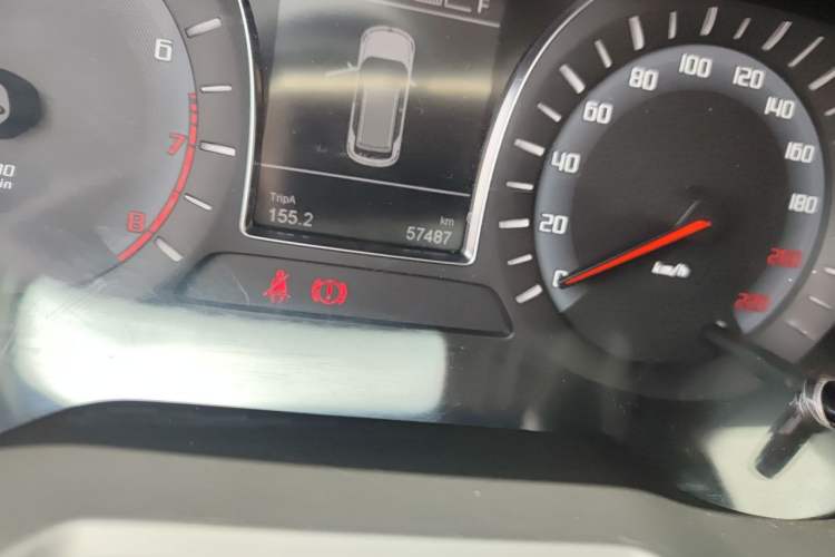 Used GAC Trumpchi GS4 2017 200T Manual Two-Wheel Drive Elite Edition Odometer Close Up