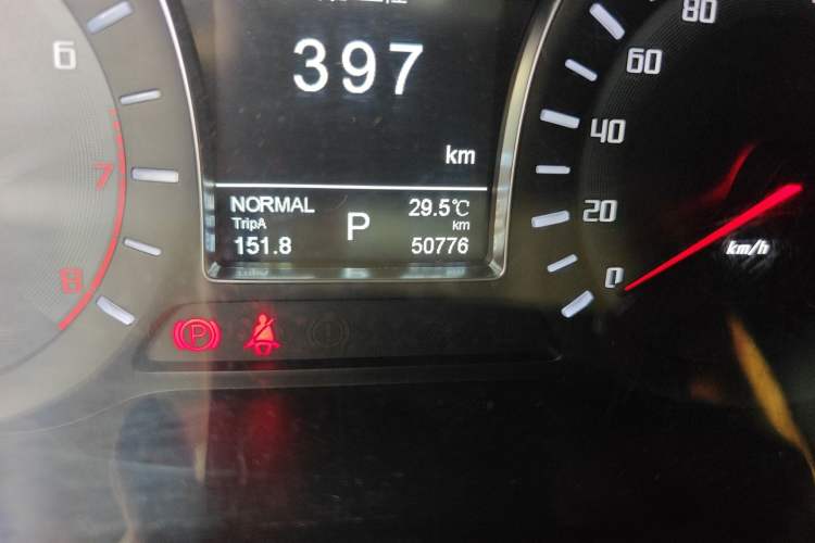 Used GAC Trumpchi GS4 2017 235T Automatic Two-Wheel Drive Luxury Smart Connectivity Version Odometer Close Up