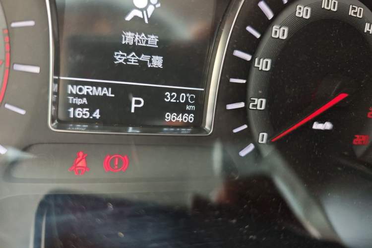 Used GAC Trumpchi GS4 2017 200T G-DCT Two-Wheel Drive Elite Edition Odometer Close Up