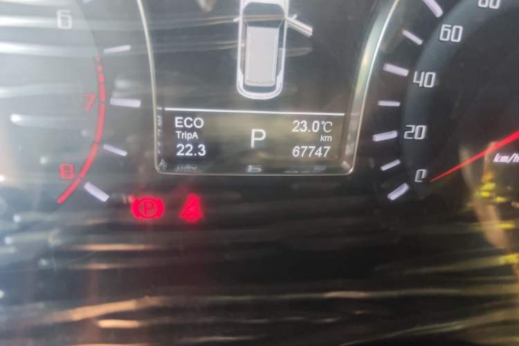 Used GAC Trumpchi GS4 2017 235T Automatic Two-Wheel Drive Luxury Smart Connectivity Version Odometer Close Up