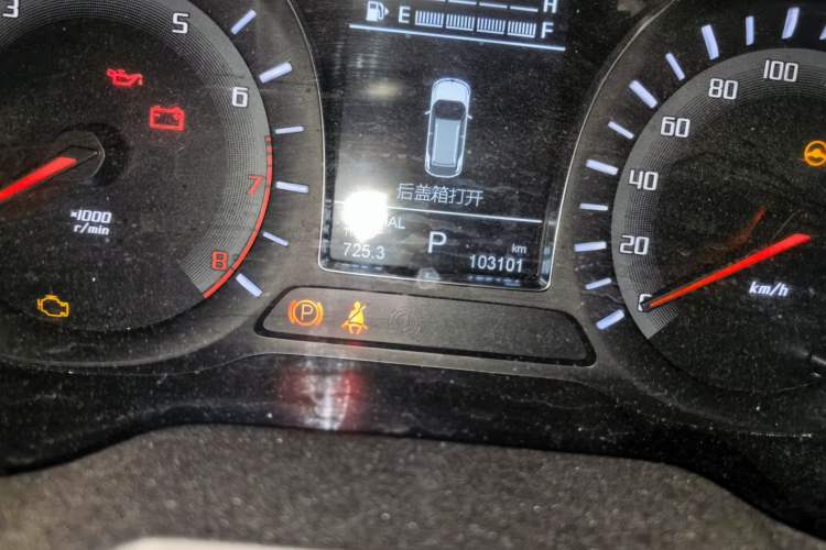 Used GAC Trumpchi GS4 2017 235T Automatic Two-Wheel Drive Luxury Smart Connectivity Version Odometer Close Up