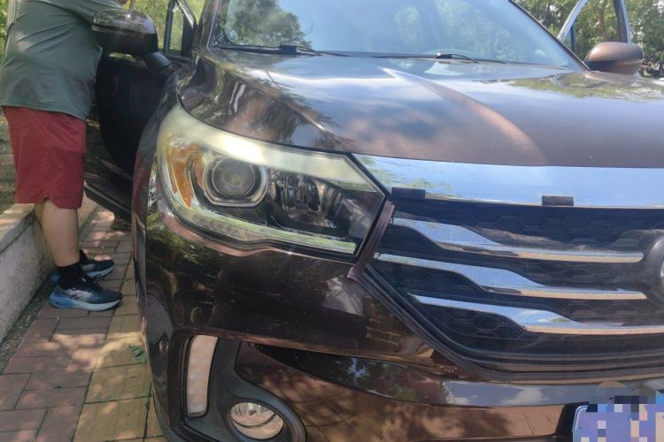 Used GAC Trumpchi GS4 2017 235T Manual Two-Wheel Drive Luxury Edition Right Front Headlight