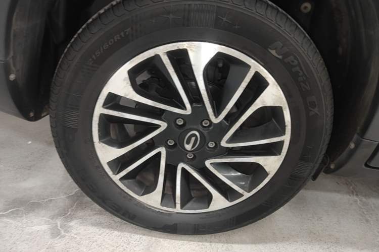 Used GAC Trumpchi GS4 2017 200T G-DCT Two-Wheel Drive Elite Edition Right Rear Wheel Hub