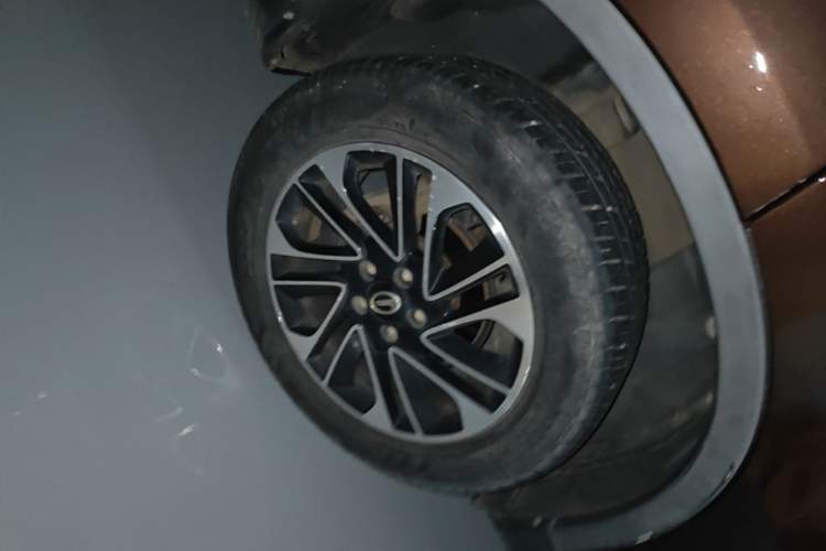 Used GAC Trumpchi GS4 2017 235T Automatic Two-Wheel Drive Elite Edition Right Rear Wheel Hub