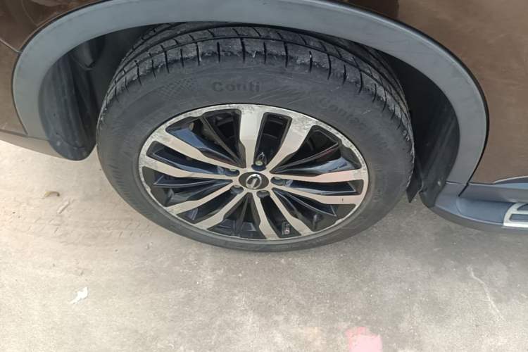 Used GAC Trumpchi GS4 2017 235T Automatic Two-Wheel Drive Luxury Smart Connectivity Version Right Rear Wheel Hub