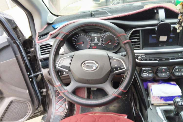 Used GAC Trumpchi GS4 2017 200T Manual Two-Wheel Drive Elite Edition Steering Wheel