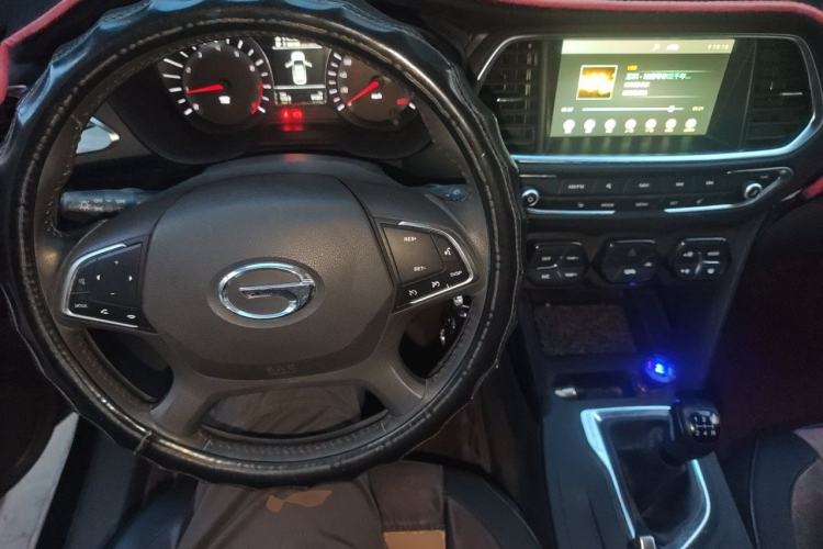 Used GAC Trumpchi GS4 2017 200T Manual Two-Wheel Drive Luxury Edition Steering Wheel