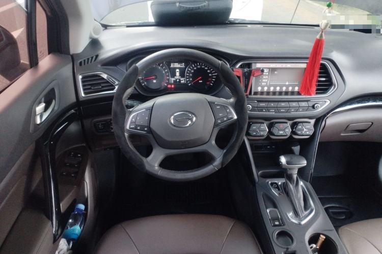 Used GAC Trumpchi GS4 2017 235T G-DCT Two-Wheel Drive Luxury Edition Steering Wheel