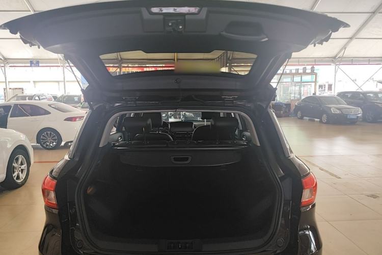 Used GAC Trumpchi GS4 2017 235T Automatic Two-Wheel Drive Luxury Smart Connectivity Version Trunk