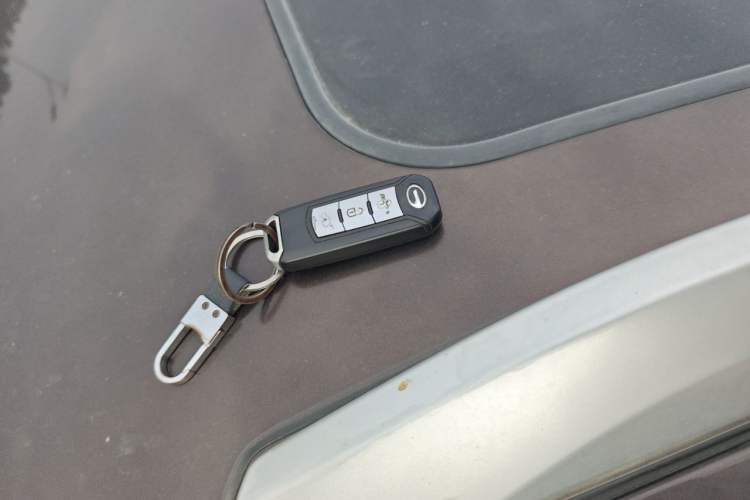 Used GAC Trumpchi GS4 2017 200T G-DCT Two-Wheel Drive Elite Edition Vehicle Key