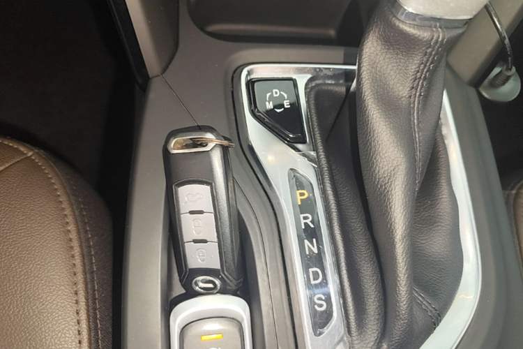 Used GAC Trumpchi GS4 2017 235T Automatic Two-Wheel Drive Luxury Smart Connectivity Version Vehicle Key