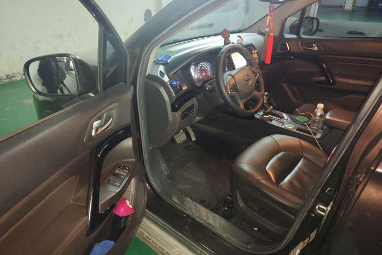 Used GAC Trumpchi GS4 2017 235T Automatic Two-Wheel Drive Luxury Smart Connectivity Version Driver Seat