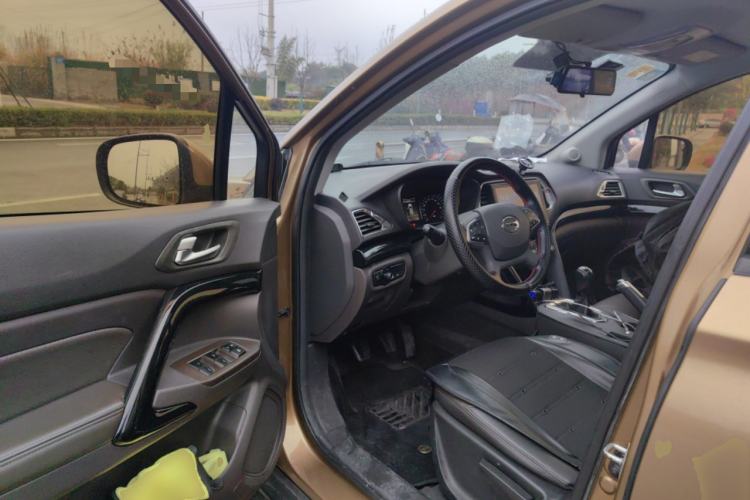 Used GAC Trumpchi GS4 2017 200T Manual Two-Wheel Drive Elite Edition Driver Seat