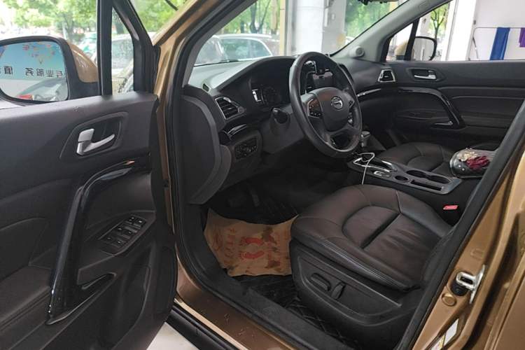 Used GAC Trumpchi GS4 2017 235T Automatic Two-Wheel Drive Luxury Smart Connectivity Version Driver Seat