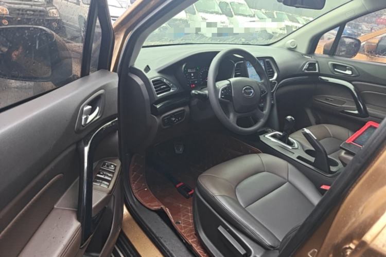 Used GAC Trumpchi GS4 2017 200T Manual Two-Wheel Drive Elite Edition Driver Seat