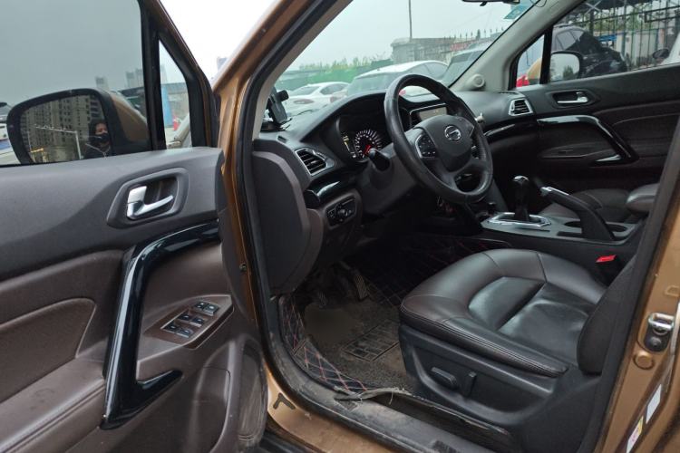 Used GAC Trumpchi GS4 2017 235T Manual Two-Wheel Drive Luxury Edition Driver Seat