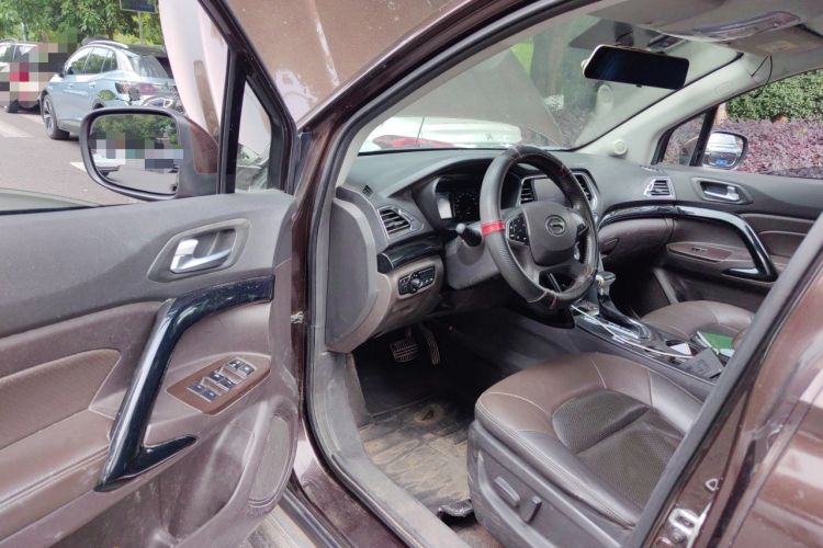 Used GAC Trumpchi GS4 2017 235T Automatic Two-Wheel Drive Luxury Smart Connectivity Version Driver Seat