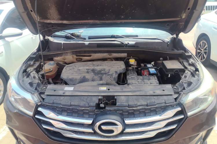 Used GAC Trumpchi GS4 2017 235T Manual Two-Wheel Drive Luxury Edition Engine Bay