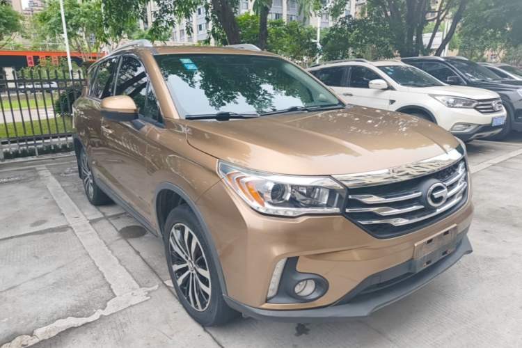 Used GAC Trumpchi GS4 2017 235T G-DCT Two-Wheel Drive Luxury Edition Front Right 45 Deg