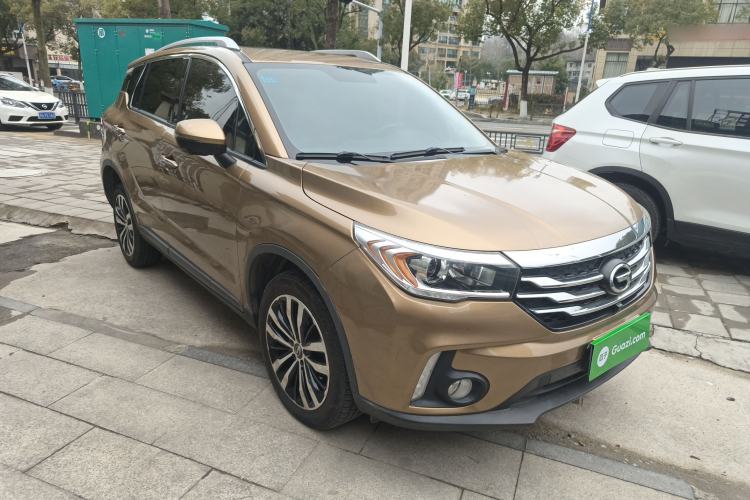Used GAC Trumpchi GS4 2017 235T Automatic Two-Wheel Drive Luxury Smart Connectivity Version Front Right 45 Deg