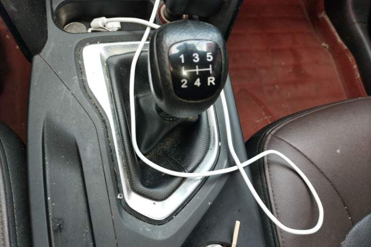 Used GAC Trumpchi GS4 2017 235T Manual Two-Wheel Drive Luxury Edition Gear Lever