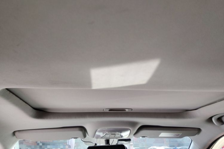 Used GAC Trumpchi GS4 2017 235T Automatic Two-Wheel Drive Luxury Smart Connectivity Version Headliner