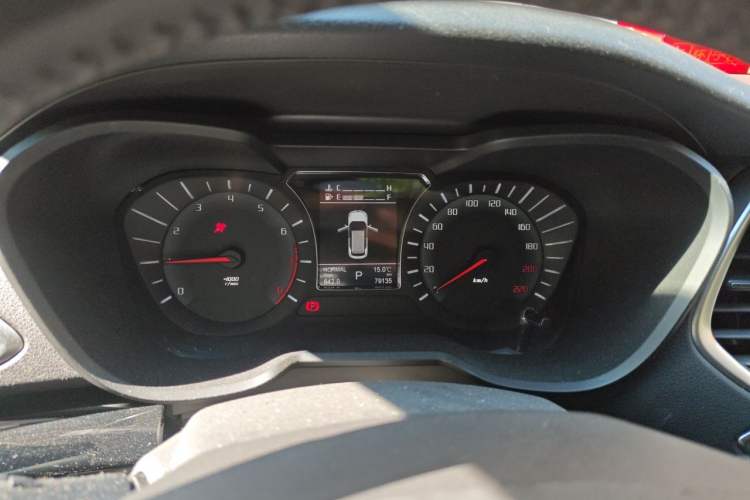 Used GAC Trumpchi GS4 2017 235T Automatic Two-Wheel Drive Luxury Smart Connectivity Version Instrument Cluster