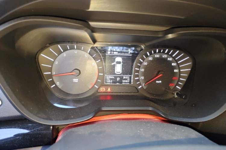 Used GAC Trumpchi GS4 2017 235T Automatic Two-Wheel Drive Luxury Smart Connectivity Version Instrument Cluster