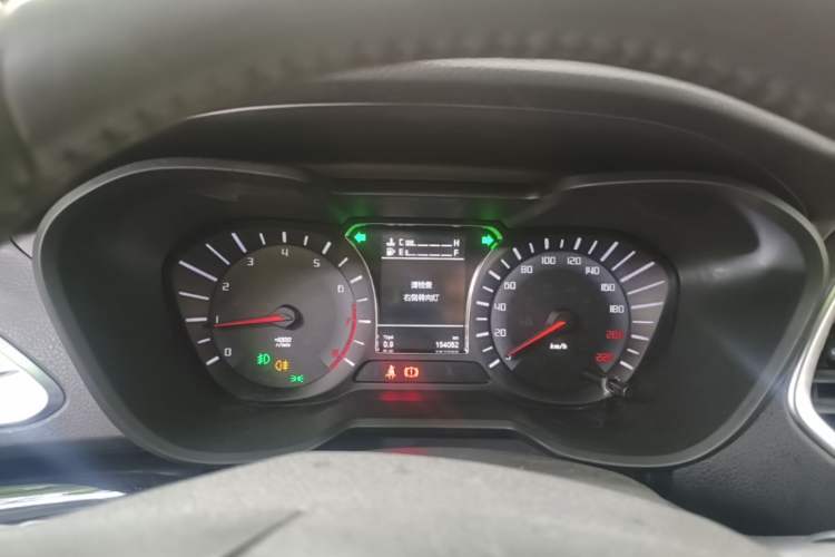 Used GAC Trumpchi GS4 2017 235T Manual Two-Wheel Drive Luxury Edition Instrument Cluster