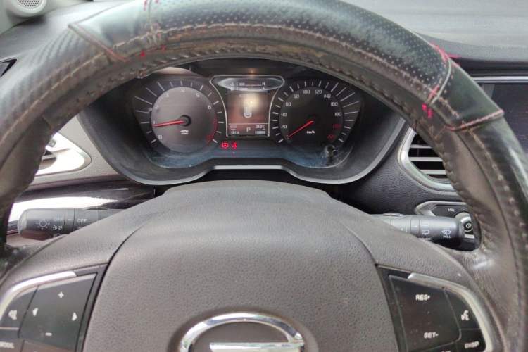 Used GAC Trumpchi GS4 2017 235T Automatic Two-Wheel Drive Luxury Smart Connectivity Version Instrument Cluster