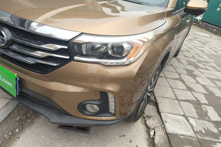 Used GAC Trumpchi GS4 2017 235T Automatic Two-Wheel Drive Luxury Smart Connectivity Version Left Front Headlight