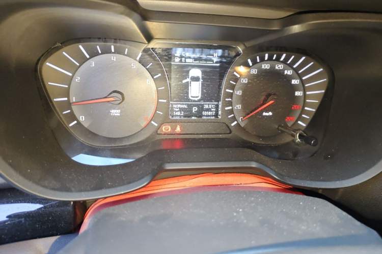 Used GAC Trumpchi GS4 2017 235T Automatic Two-Wheel Drive Luxury Smart Connectivity Version Odometer Close Up