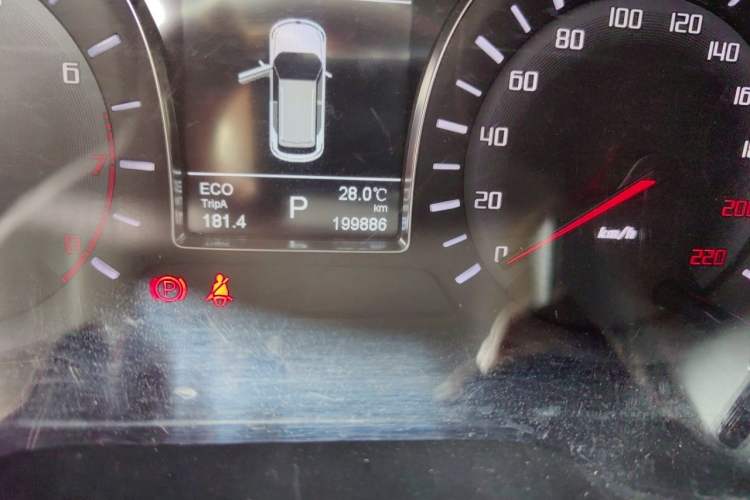Used GAC Trumpchi GS4 2017 235T Automatic Two-Wheel Drive Luxury Smart Connectivity Version Odometer Close Up