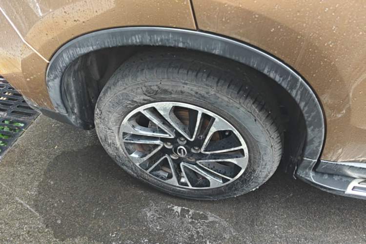 Used GAC Trumpchi GS4 2017 200T Manual Two-Wheel Drive Elite Edition Right Rear Wheel Hub