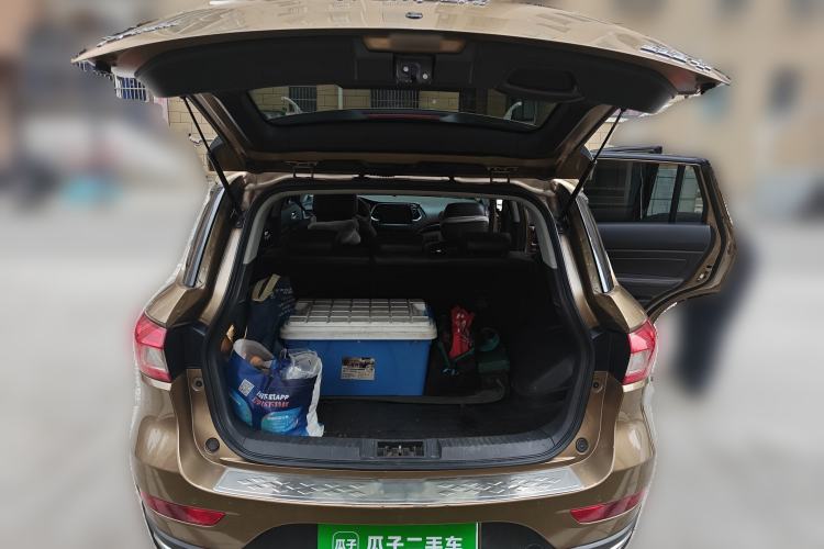 Used GAC Trumpchi GS4 2017 235T Automatic Two-Wheel Drive Elite Edition Trunk